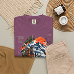 Wanderer Mountain Adventure Graphic T-Shirt
