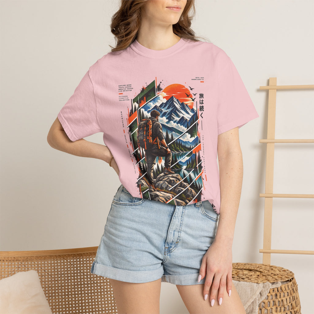 Wanderer Mountain Adventure Graphic T-Shirt