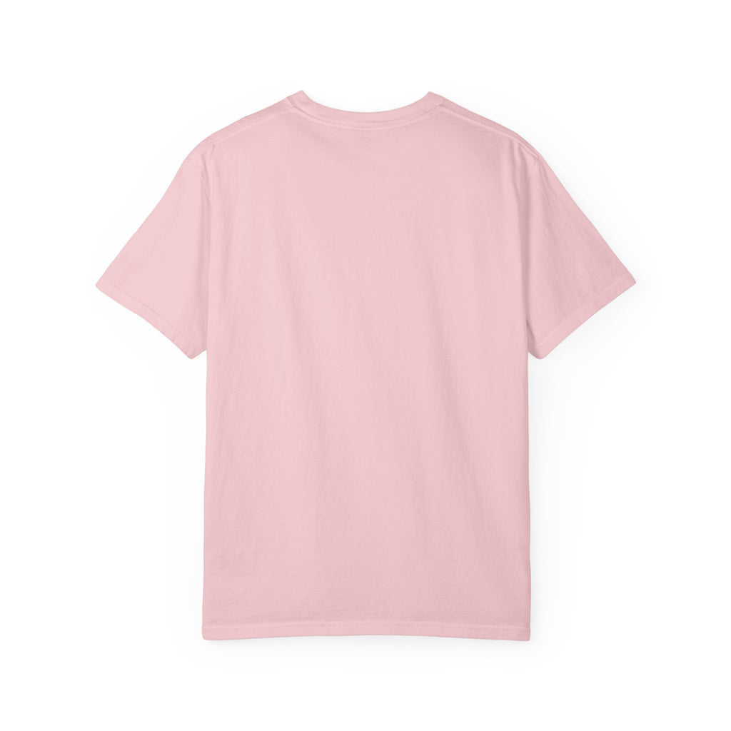 Wanderer Mountain Adventure Graphic T-Shirt