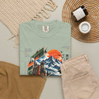 Wanderer Mountain Adventure Graphic T-Shirt